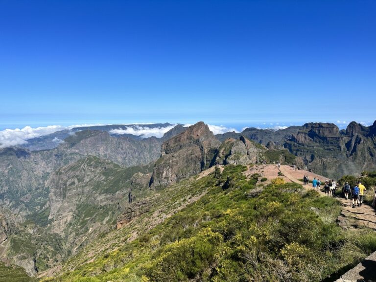 Pico do Areeiro views